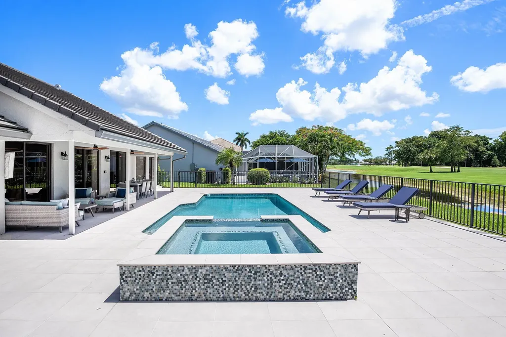 10891 Boca Woods Lane Boca Raton FL 33428