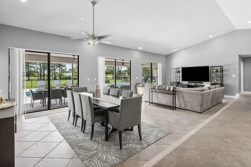 10891 Boca Woods Lane Boca Raton FL 33428
