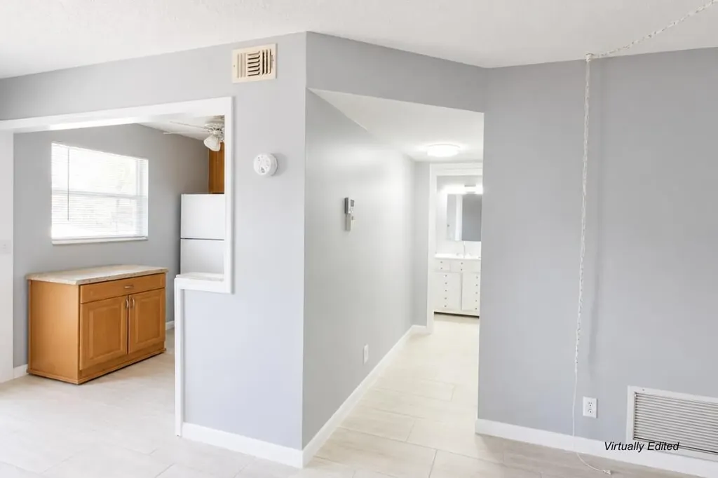 2192 NE 1st Way Boynton Beach FL 33435