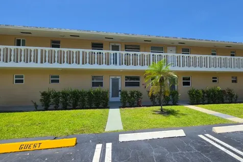 2192 NE 1st Way Boynton Beach FL 33435