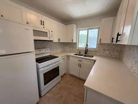 1859 Lincoln Street Hollywood FL 33020