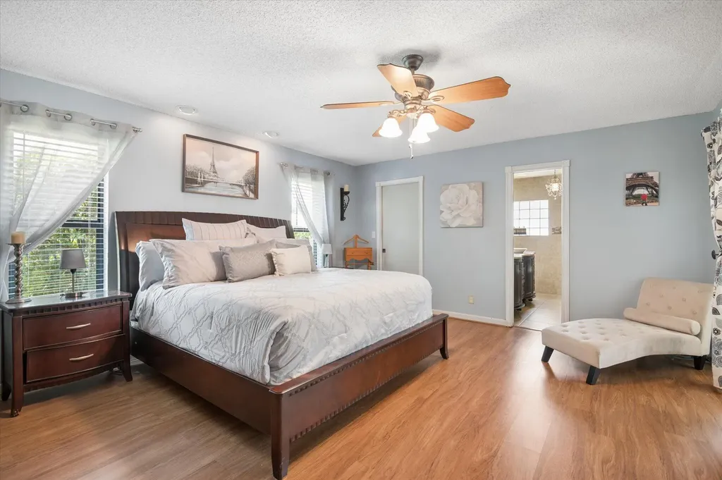 1751 NW 112th Terrace Coral Springs FL 33071