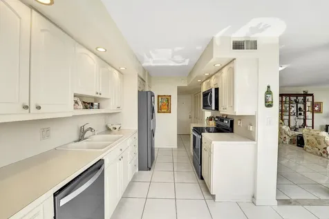 936 Intracoastal Drive Fort Lauderdale FL 33304