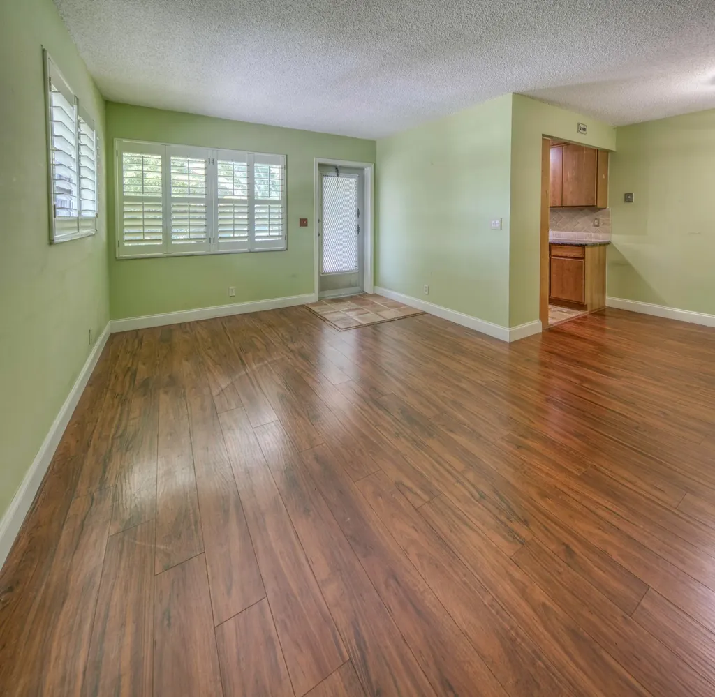 216 N Federal Highway Lake Worth Beach FL 33460