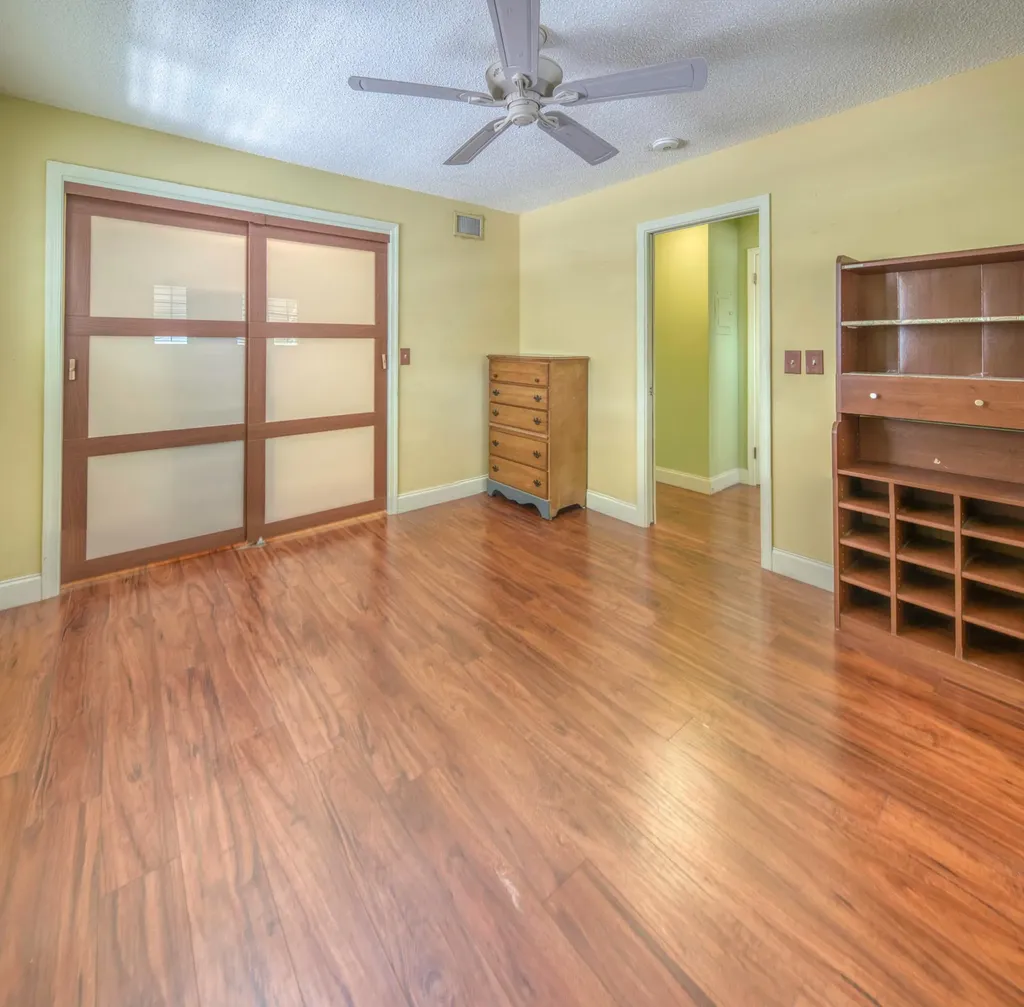 216 N Federal Highway Lake Worth Beach FL 33460