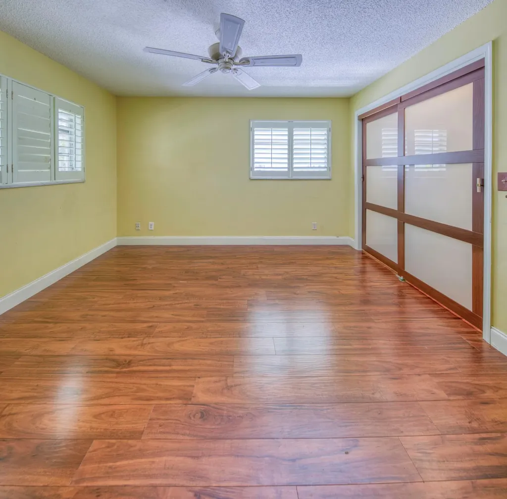 216 N Federal Highway Lake Worth Beach FL 33460