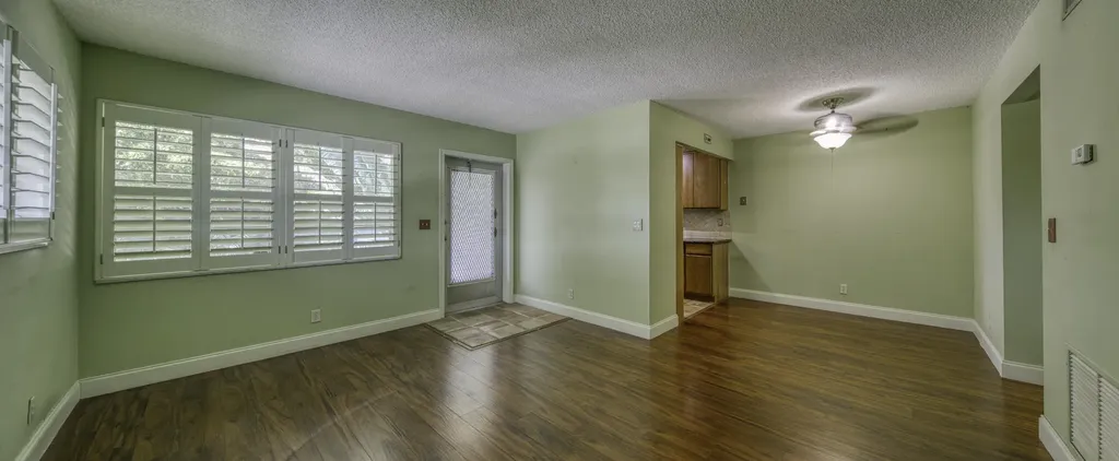 216 N Federal Highway Lake Worth Beach FL 33460