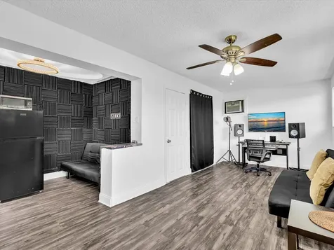 4400 W Broward Boulevard Plantation FL 33317