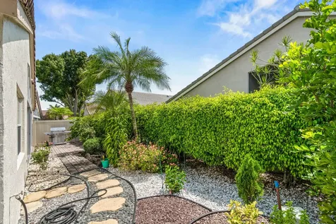 12185 Castle Pines Road Boynton Beach FL 33437