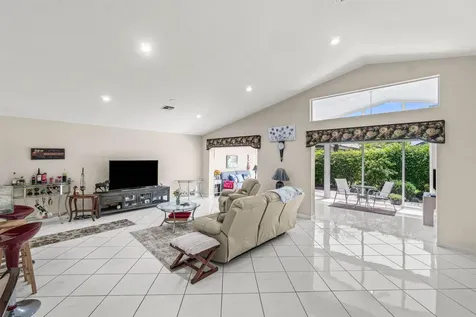 12185 Castle Pines Road Boynton Beach FL 33437