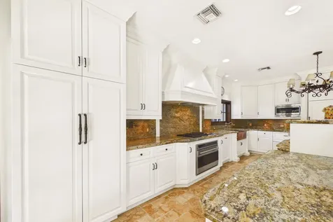 107 Flagler Promenade S West Palm Beach FL 33405