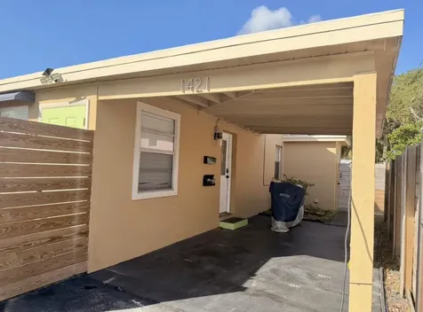 1421 NW 2nd Fort Lauderdale FL 33311