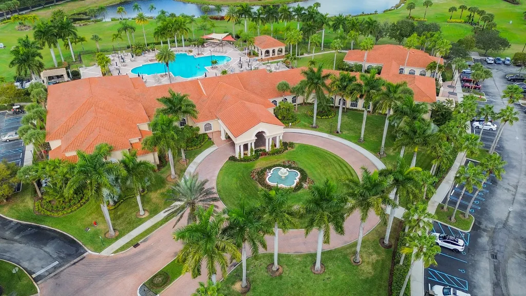 627 NW Whitfield Way Port St Lucie FL 34986
