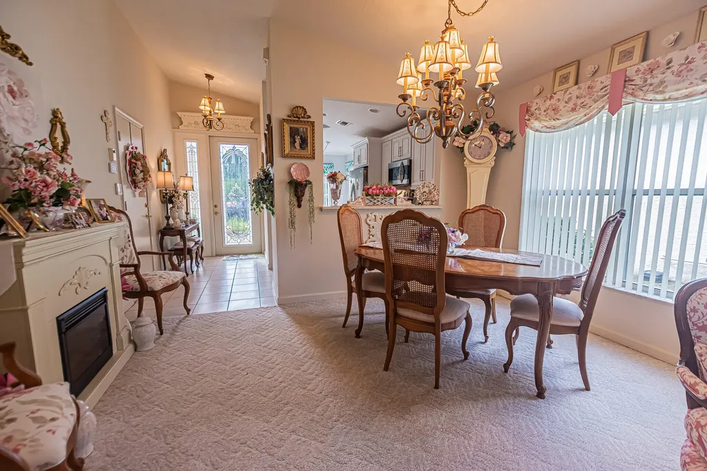 627 NW Whitfield Way Port St Lucie FL 34986