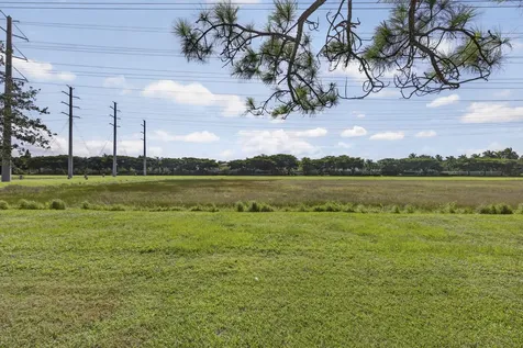 333 River Bluff Lane Royal Palm Beach FL 33411
