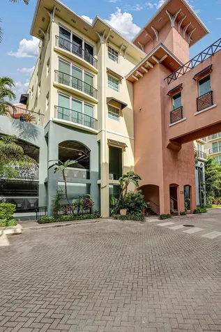 235 NE 1st Street Delray Beach FL 33444