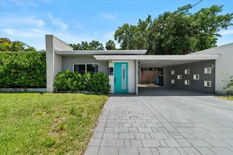 1560 NE 32nd Street Oakland Park FL 33334
