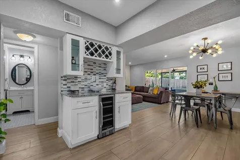 1560 NE 32nd Street Oakland Park FL 33334