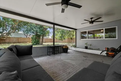 1560 NE 32nd Street Oakland Park FL 33334