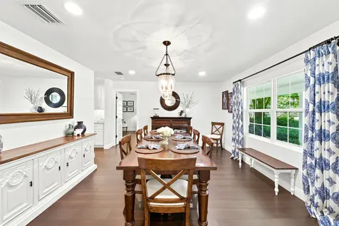 10142 Trailwood Circle Jupiter FL 33478