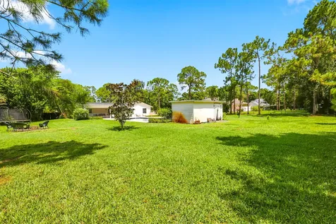 10142 Trailwood Circle Jupiter FL 33478
