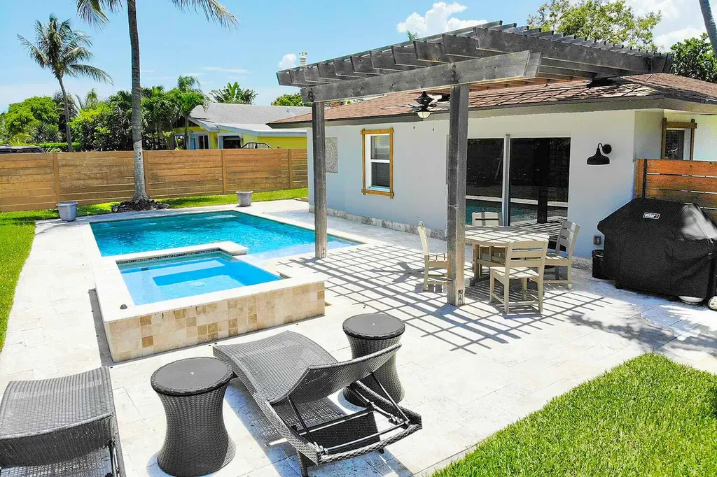 922 Turner Road Delray Beach FL 33483