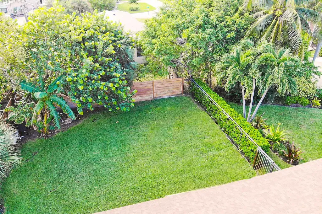 922 Turner Road Delray Beach FL 33483