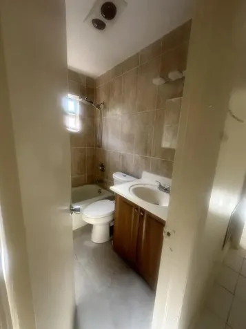 5725 NW 14th Street Lauderhill FL 33313