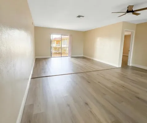 5861 NW 16th Place Sunrise FL 33313