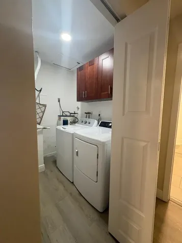 5861 NW 16th Place Sunrise FL 33313
