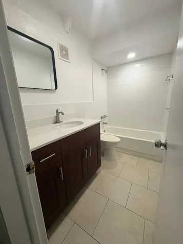 5861 NW 16th Place Sunrise FL 33313