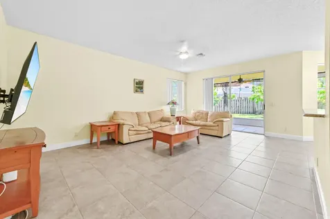 7570 Prescott Lane Lake Worth FL 33467