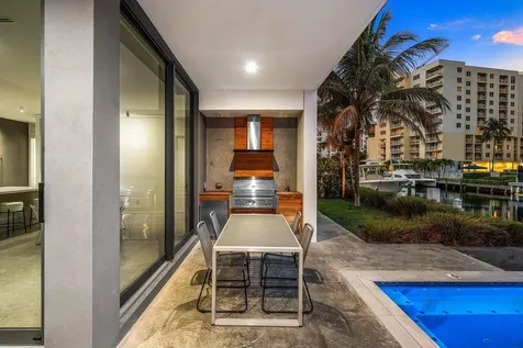1650 E Terra Mar Drive Lauderdale By The Sea FL 33062
