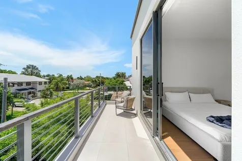 1650 E Terra Mar Drive Lauderdale By The Sea FL 33062