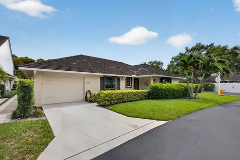11354 Briarwood Place North Palm Beach FL 33408