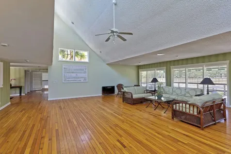 11354 Briarwood Place North Palm Beach FL 33408