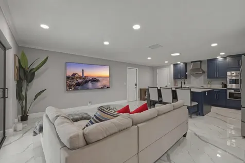2587 SW 30th Avenue Fort Lauderdale FL 33312