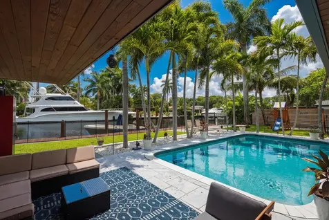 2587 SW 30th Avenue Fort Lauderdale FL 33312