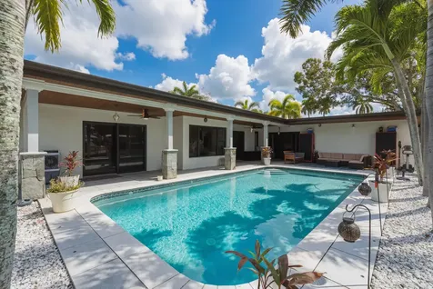 2587 SW 30th Avenue Fort Lauderdale FL 33312