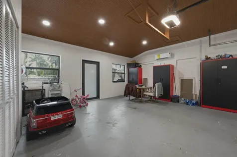 2587 SW 30th Avenue Fort Lauderdale FL 33312