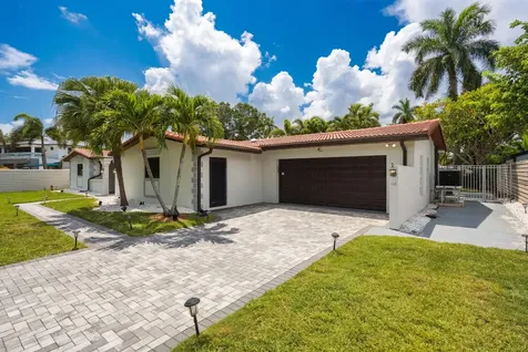2587 SW 30th Avenue Fort Lauderdale FL 33312