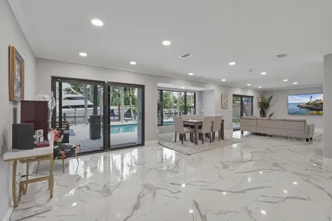 2587 SW 30th Avenue Fort Lauderdale FL 33312