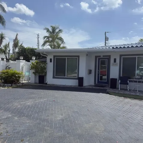 3760 NE 16th Avenue Oakland Park FL 33334