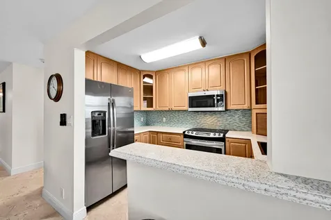 2860 NE 14th Street Causeway Pompano Beach FL 33062