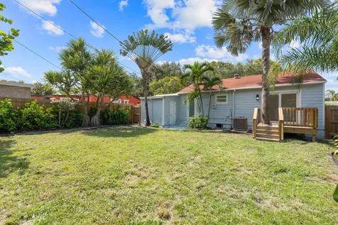 514 52nd Street West Palm Beach FL 33407