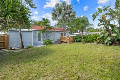 514 52nd Street West Palm Beach FL 33407