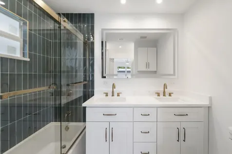 514 52nd Street West Palm Beach FL 33407