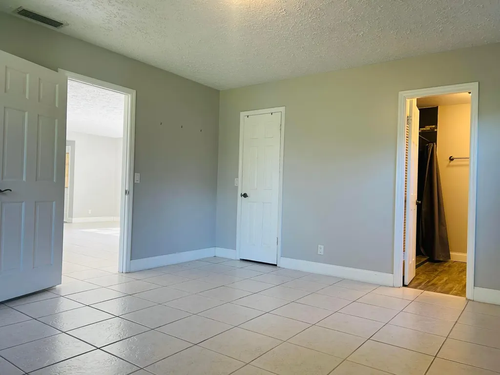 2486 SE Wishbone Road Port St Lucie FL 34952