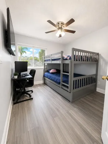 754 NW 208th Drive Pembroke Pines FL 33029
