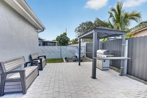 9120 SW 55th Court Cooper City FL 33328